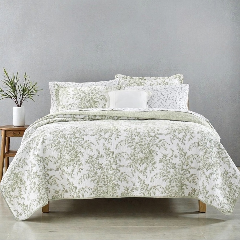 NEW West Elm Green White Floral Retro Cotton Queen King Bedding Quilt & Sham Set
